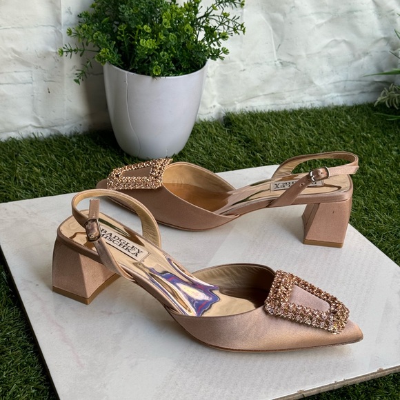 BADGLEY MISCHKA COLLECTION Emmie Slingback Pointed Toe Pump size 6 women - Picture 4 of 14